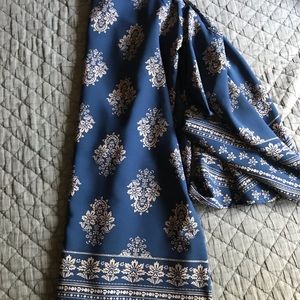 navy blue,shoulder-less, patterned dress